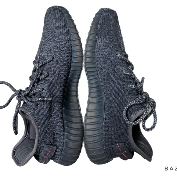 adidas Yeezy Boost 350 V2 Black (Non-Reflective)